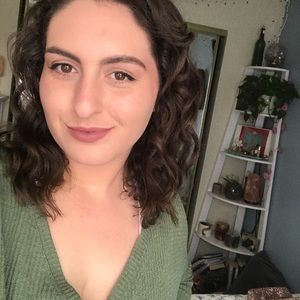 Meet your Posher, Rachel